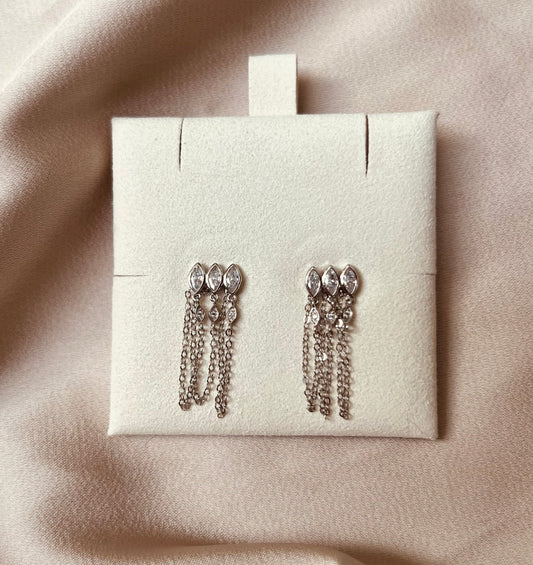 Chain drop earrings silver
