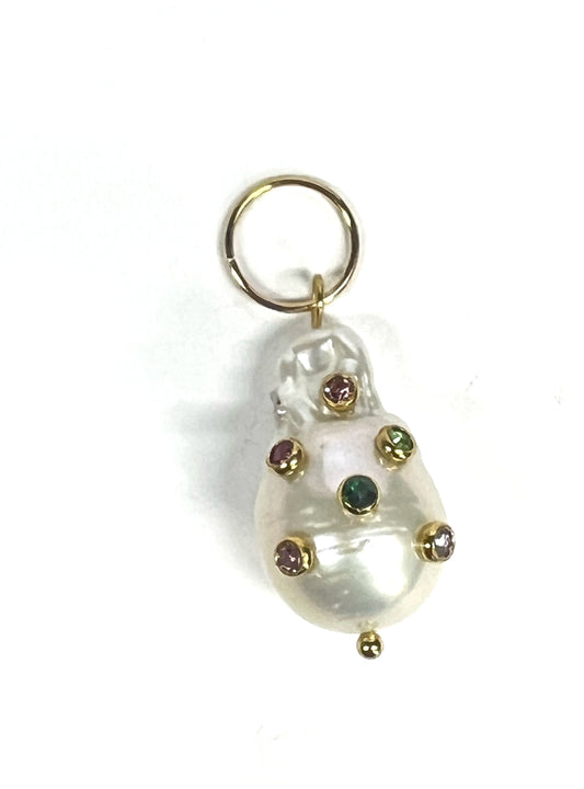 Multicolor pearl charm