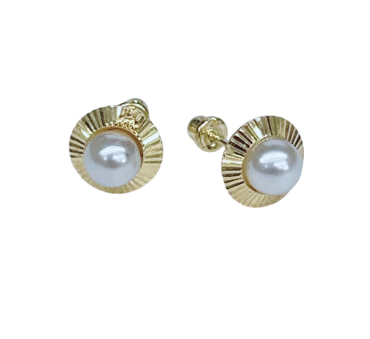 14k gold pearl screwback earring
